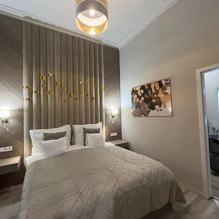 Orangehomes High Class 4 Bedroom * Budapest