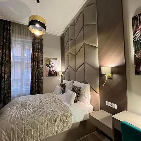 Orangehomes High Class 4 Bedroom